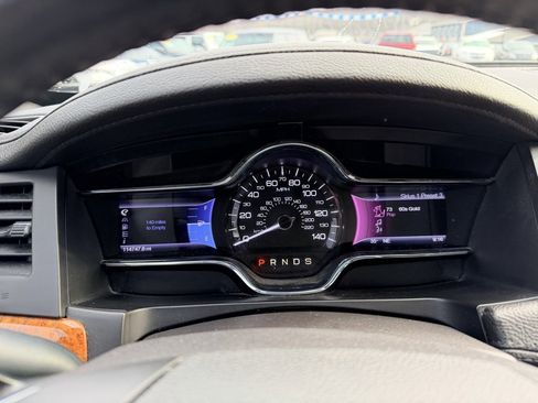 Used 2013 Lincoln MKS AWD image 18