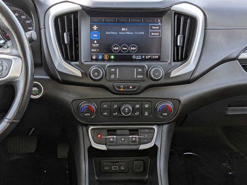 Used 2022 GMC Terrain SLT AWD/4WD image 21