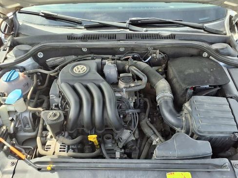 Used 2014 Volkswagen Jetta S FWD image 32