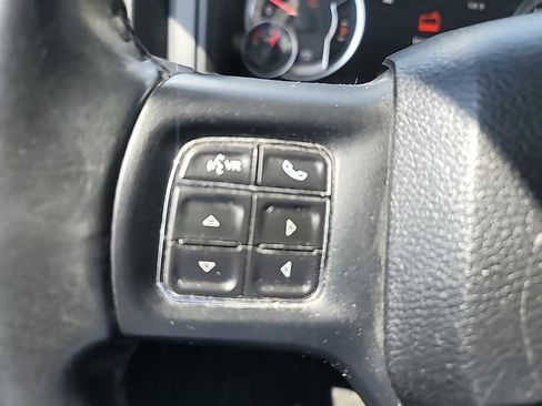 Used 2018 RAM 3500 SLT w/ Luxury Group RWD image 23