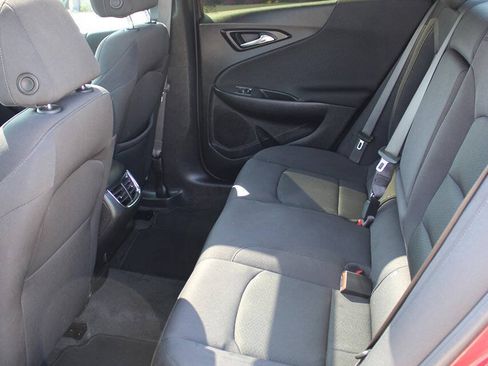 Used 2024 Chevrolet Malibu LT FWD image 9