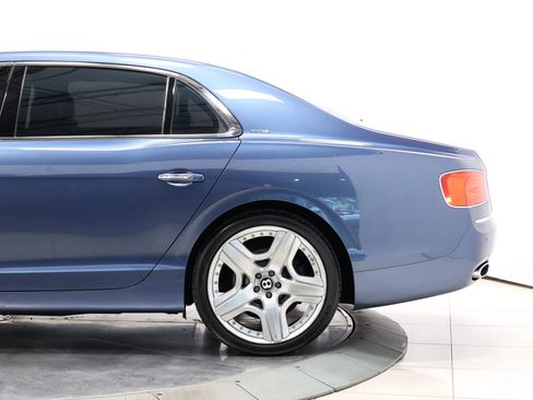 Used 2014 Bentley Flying Spur W12 AWD/4WD image 9