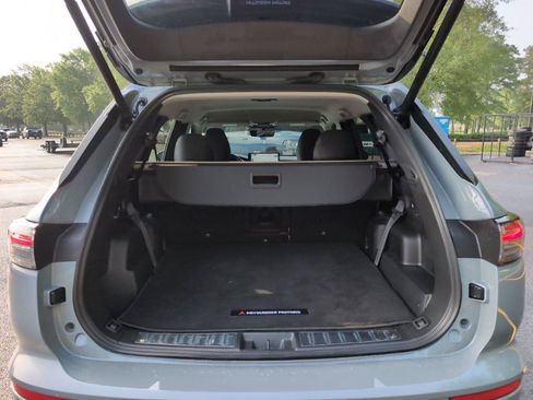 Used 2026 Mitsubishi Outlander SE AWD/4WD image 5