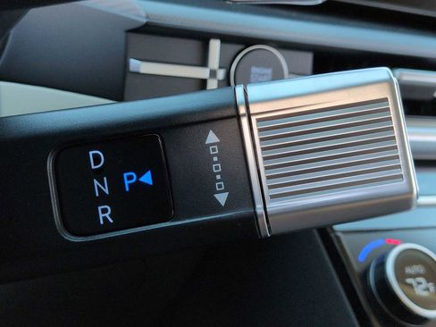 New 2026 Hyundai Santa Fe SE image 31