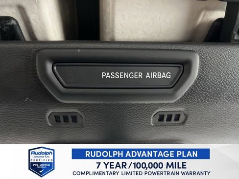 Used 2022 Jeep Wrangler Unlimited Sport image 41