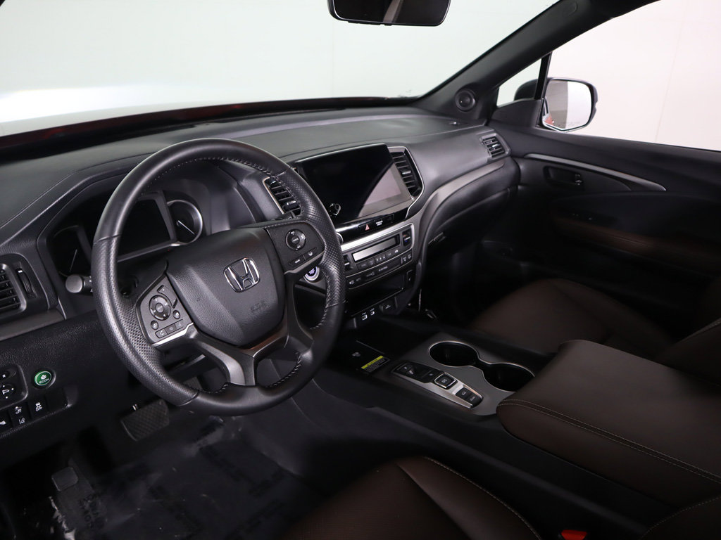 Certified 2024 Honda Passport EX-L image 29