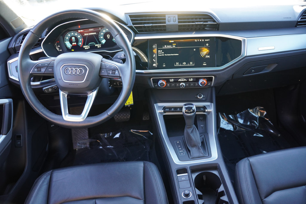 Used 2025 Audi Q3 2.0T Premium AWD/4WD image 19