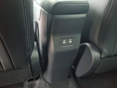 New 2026 Nissan Kicks SR image 29