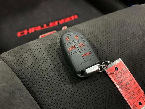 Used 2022 Dodge Challenger R/T Scat Pack w/ Dynamics Package image 23