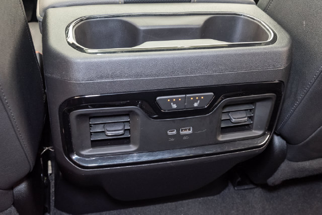 Used 2022 Chevrolet Silverado 1500 ZR2 w/ Technology Package AWD/4WD image 25