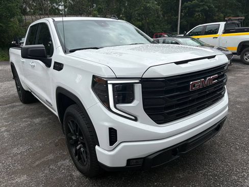 Used 2026 GMC Sierra 1500 Elevation AWD/4WD image 1