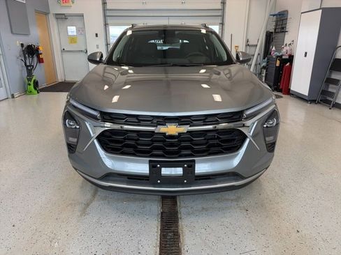 New 2026 Chevrolet Trax LT w/ Driver Confidence Package image 4