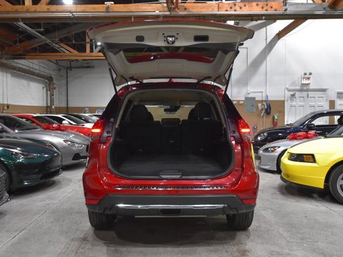 Used 2020 Nissan Rogue SV image 42