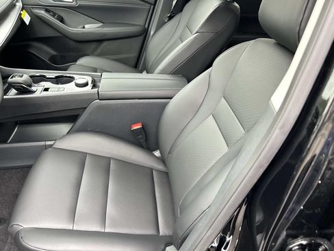 New 2026 Nissan Rogue Dark Armor AWD/4WD image 16