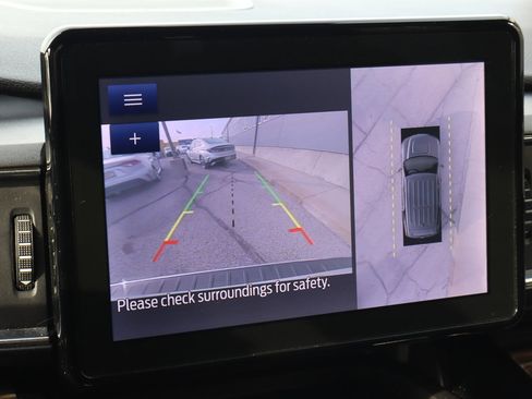 Used 2023 Ford Explorer Limited w/ Equipment Group 301A image 12