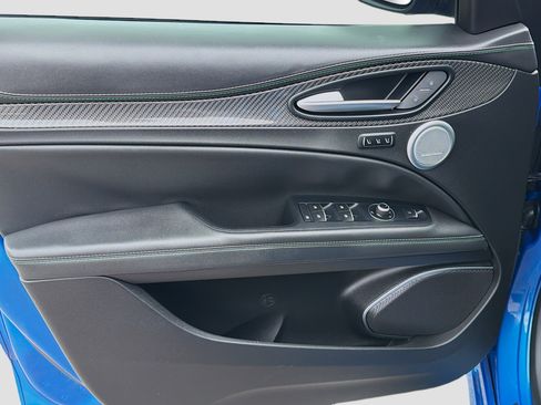 Used 2018 Alfa Romeo Stelvio Quadrifoglio w/ Driver Assist Dynamic Package image 22