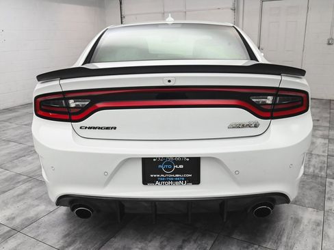 Used 2017 Dodge Charger R/T Scat Pack w/ Driver Confidence Group image 5