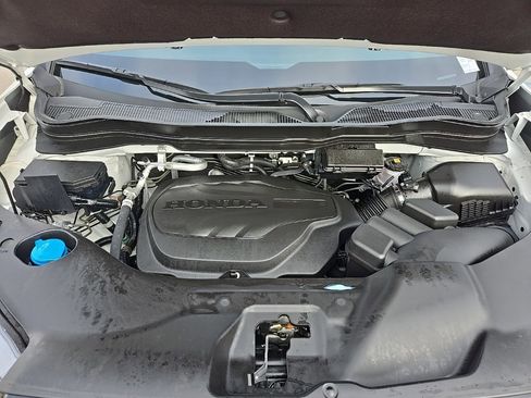 Used 2025 Honda Ridgeline TrailSport image 10