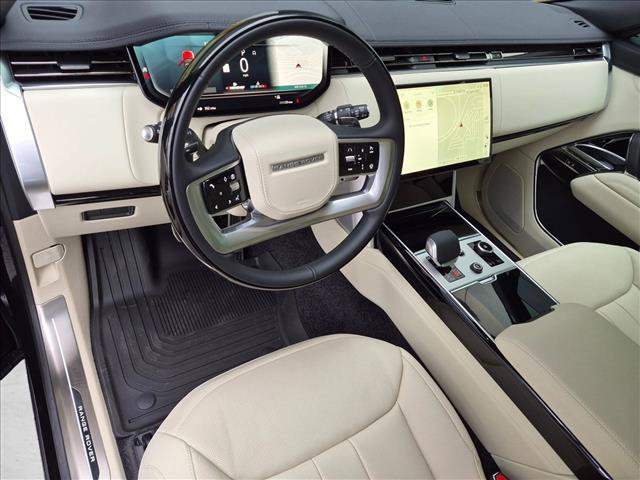 New 2027 Land Rover Range Rover Long Wheelbase SE AWD/4WD image 3