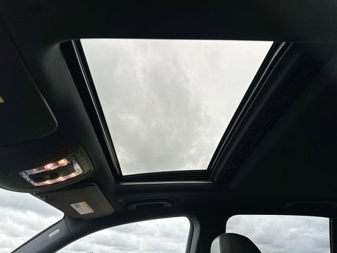 Used 2022 Mercedes-Benz GLE 350 4MATIC image 22