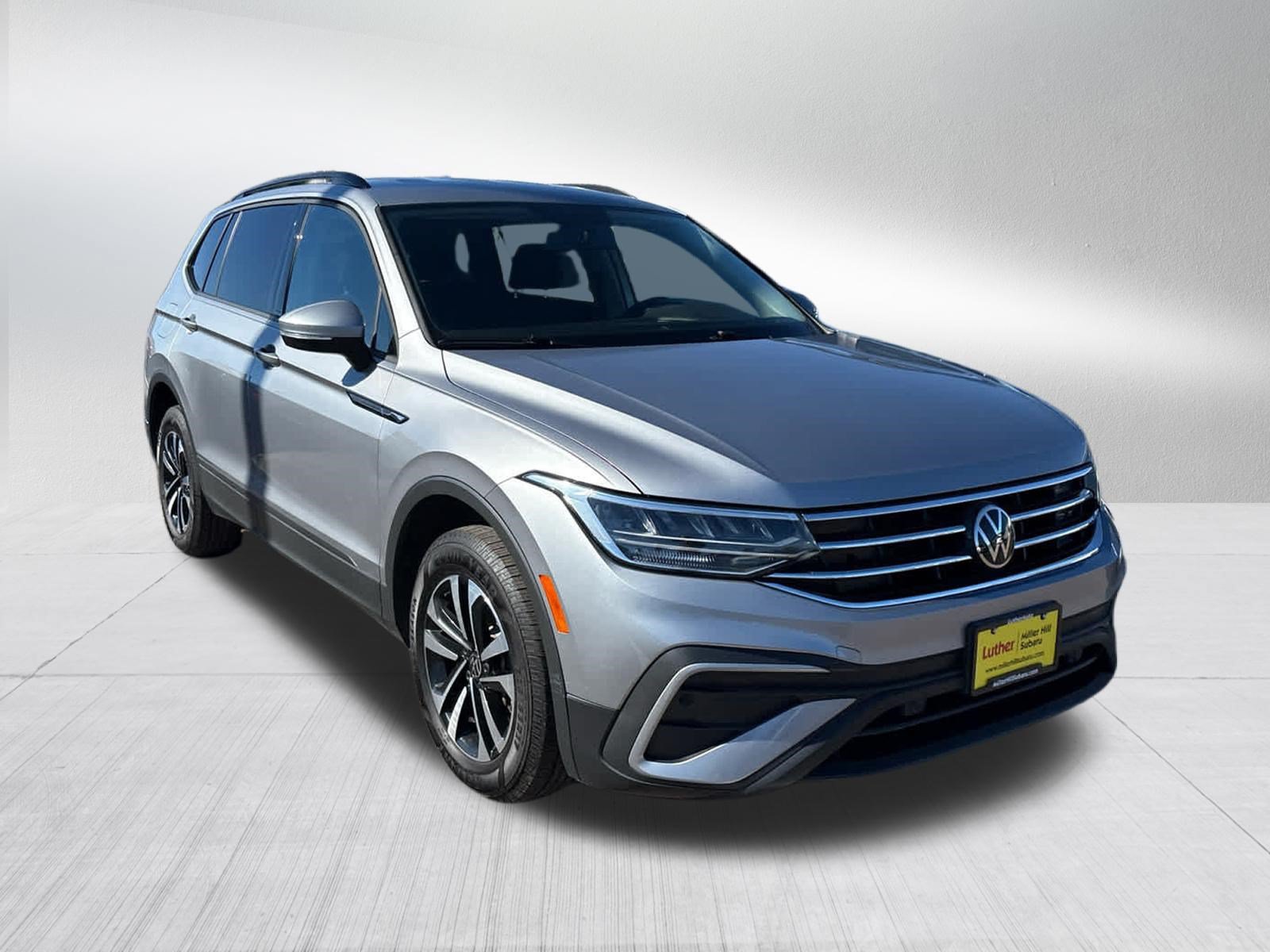 Used 2022 Volkswagen Tiguan S AWD/4WD image 3