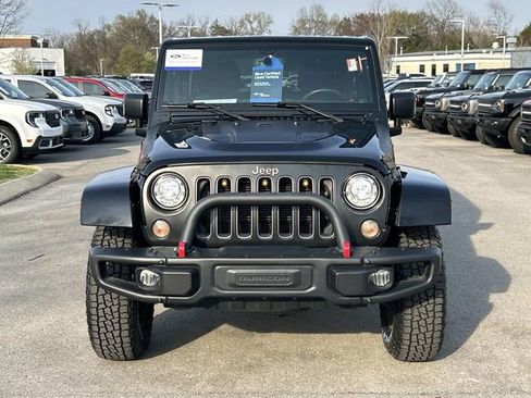 Used 2017 Jeep Wrangler Unlimited Rubicon image 2