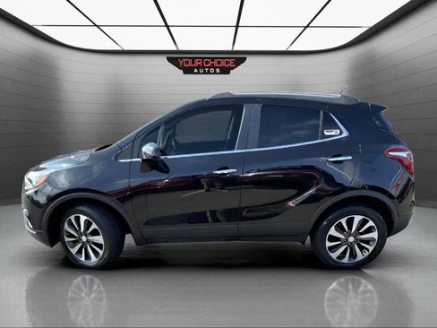 Used 2022 Buick Encore Preferred image 2