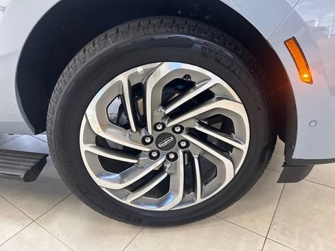 Used 2025 Lincoln Navigator Reserve AWD/4WD image 31