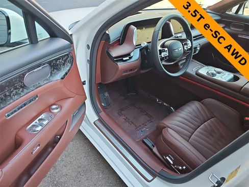 Used 2025 Genesis G90 3.5T image 10