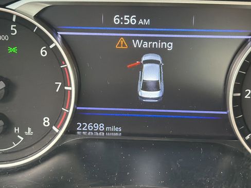 Used 2025 Nissan Altima 2.5 SV FWD image 3