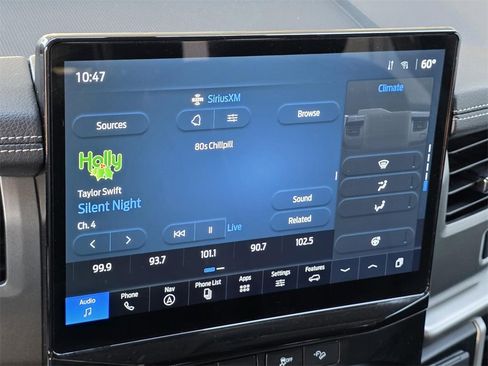 Used 2024 Ford Expedition XLT image 22