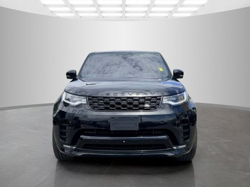 Used 2022 Land Rover Discovery HSE R-Dynamic AWD/4WD image 2