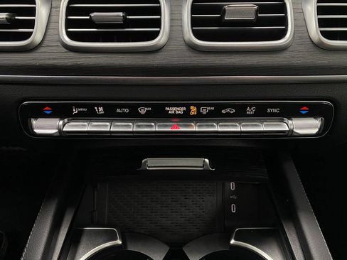 Certified 2025 Mercedes-Benz GLS 450 4MATIC image 27