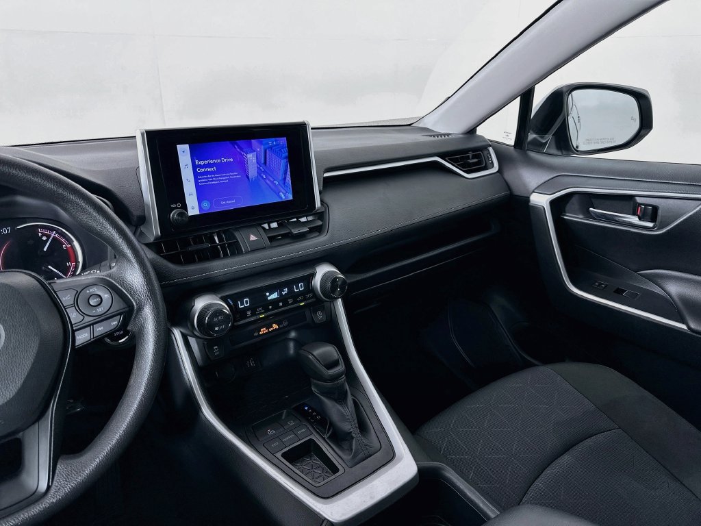 Certified 2025 Toyota RAV4 XLE FWD image 23
