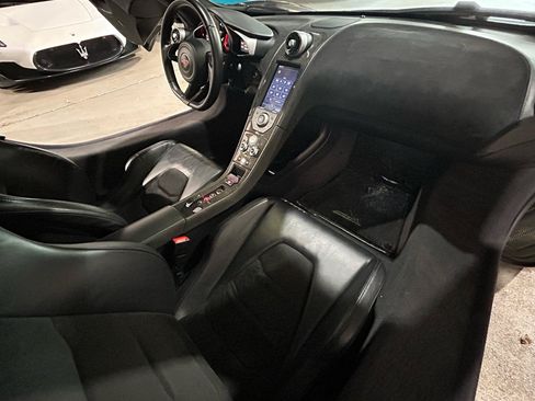 Used 2012 McLaren MP4-12C Coupe RWD image 26