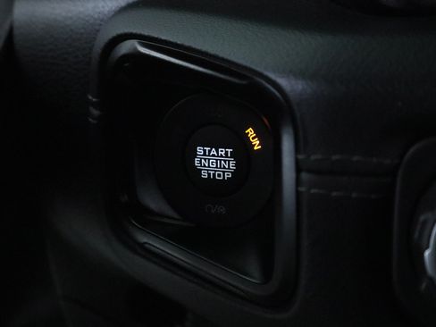 Used 2024 Jeep Wrangler Unlimited Sahara w/ Technology Group AWD/4WD image 20