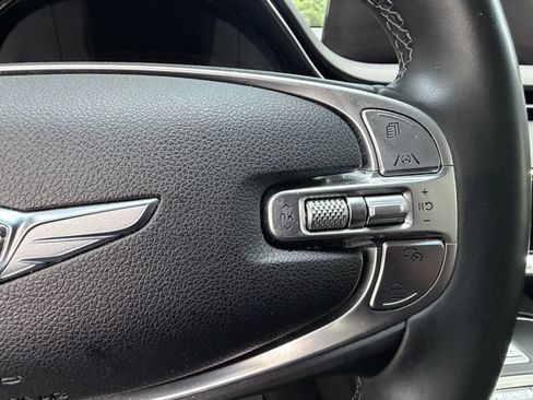 Used 2023 Genesis GV70 2.5T w/ Select Package AWD/4WD image 20