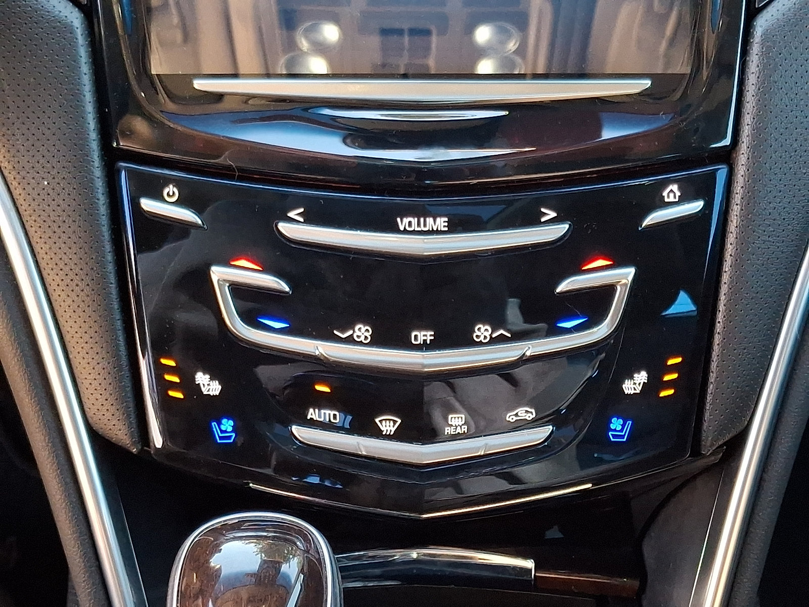 Used 2014 Cadillac XTS Premium FWD image 18
