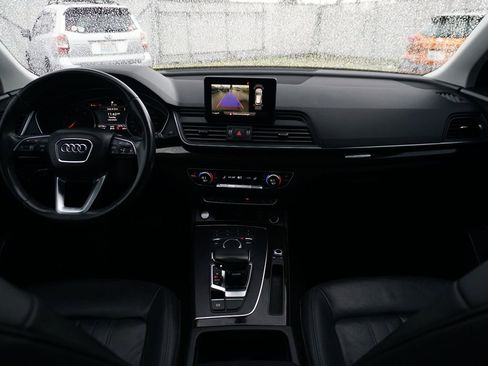 Used 2020 Audi Q5 2.0T Premium w/ Convenience Package image 19