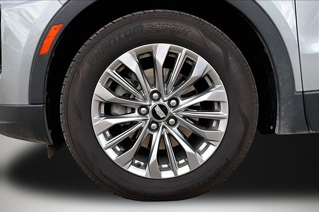 Used 2024 Cadillac XT4 Premium Luxury AWD/4WD image 31