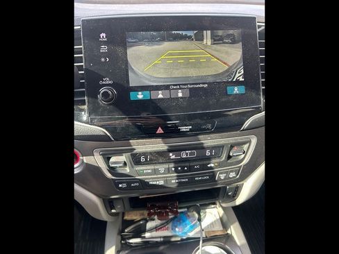 Used 2022 Honda Pilot Special Edition image 9