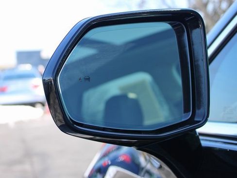 Used 2019 Cadillac XT5 Luxury image 8