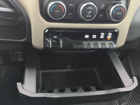 Used 2020 RAM 2500 Laramie image 27