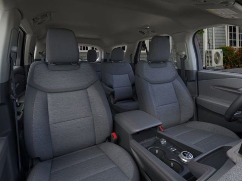 New 2026 Ford Explorer Active image 10