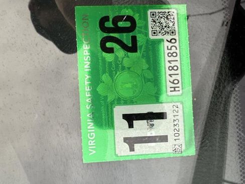 Used 2011 Toyota Avalon Limited image 41