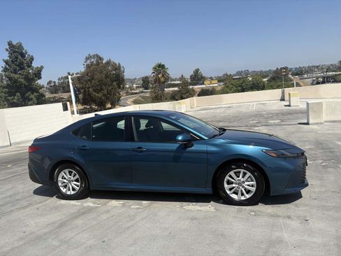 Used 2025 Toyota Camry LE FWD image 30