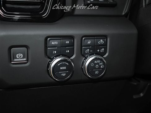 Used 2024 GMC Sierra 2500 AT4 w/ AT4 Premium Plus Package image 11