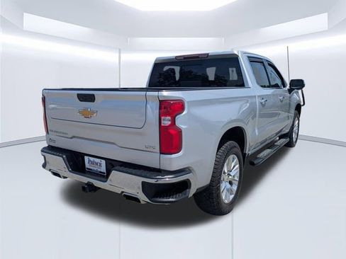 Used 2021 Chevrolet Silverado 1500 LTZ w/ LTZ Premium Package AWD/4WD image 4