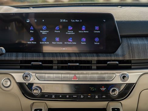 Used 2023 Kia Telluride EX w/ EX Captain's Chair Package image 33