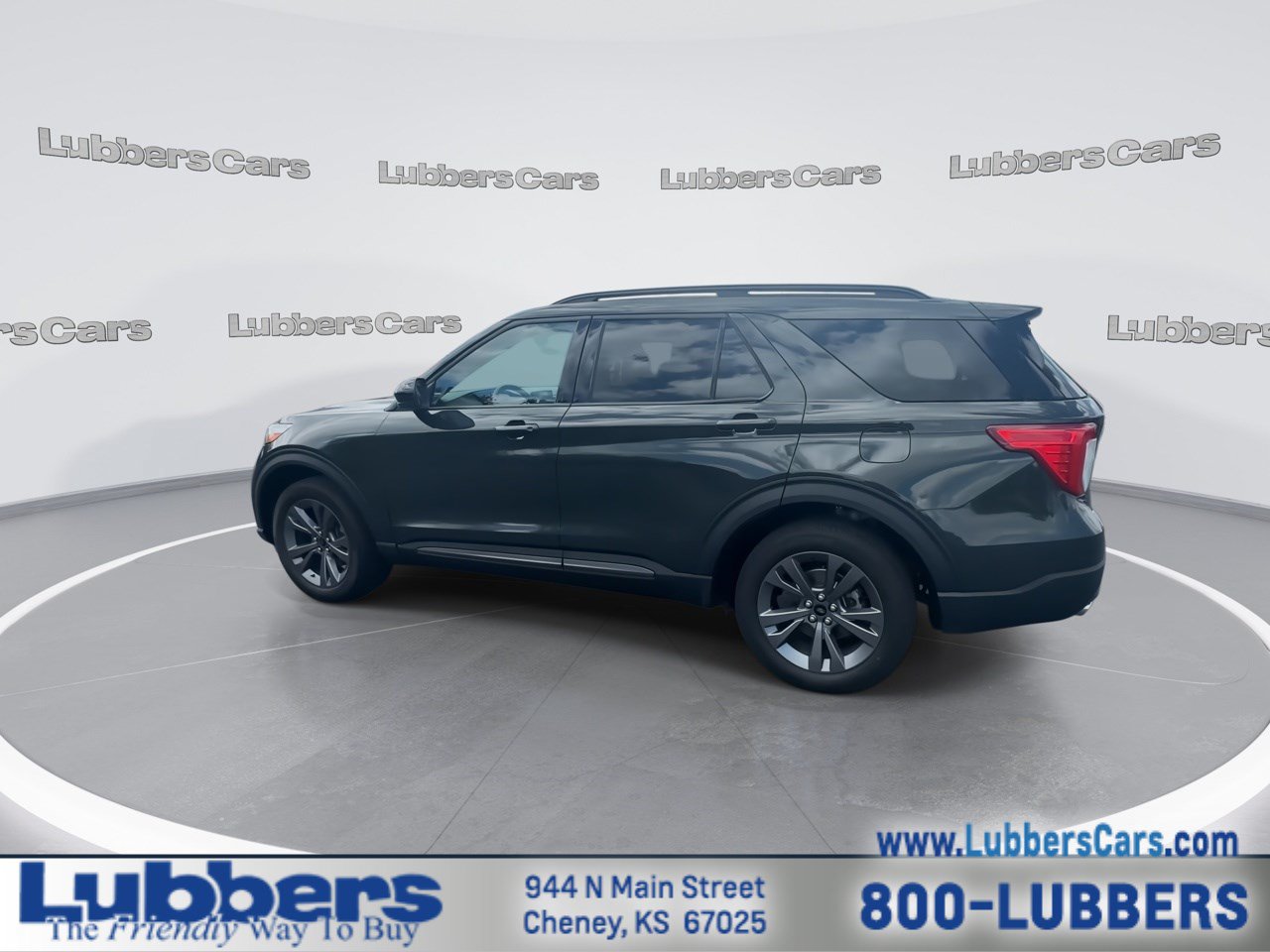 Used 2023 Ford Explorer XLT w/ Equipment Group 202A AWD/4WD image 6